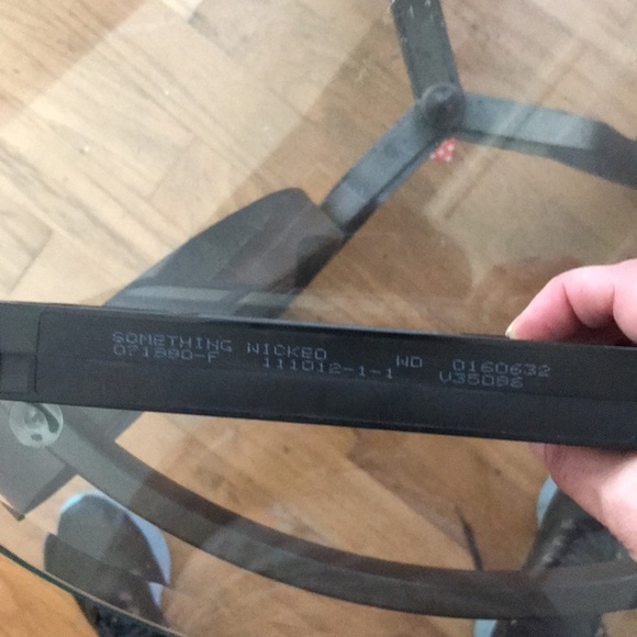 “Something wicked this way comes” vhs tape movie - Picture 16 of 16